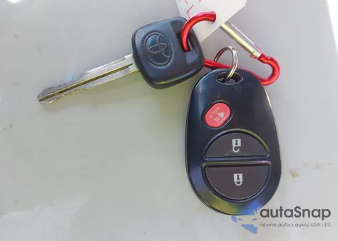 2013 Toyota Highlander Base V6 z USA, uszkodzony, nr VIN 5TDBK3EH7DS203327